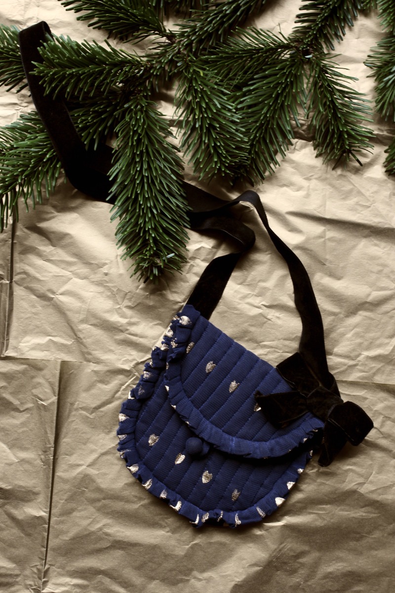 SMALL POUCH (Indigo Tulle gold heart print )
